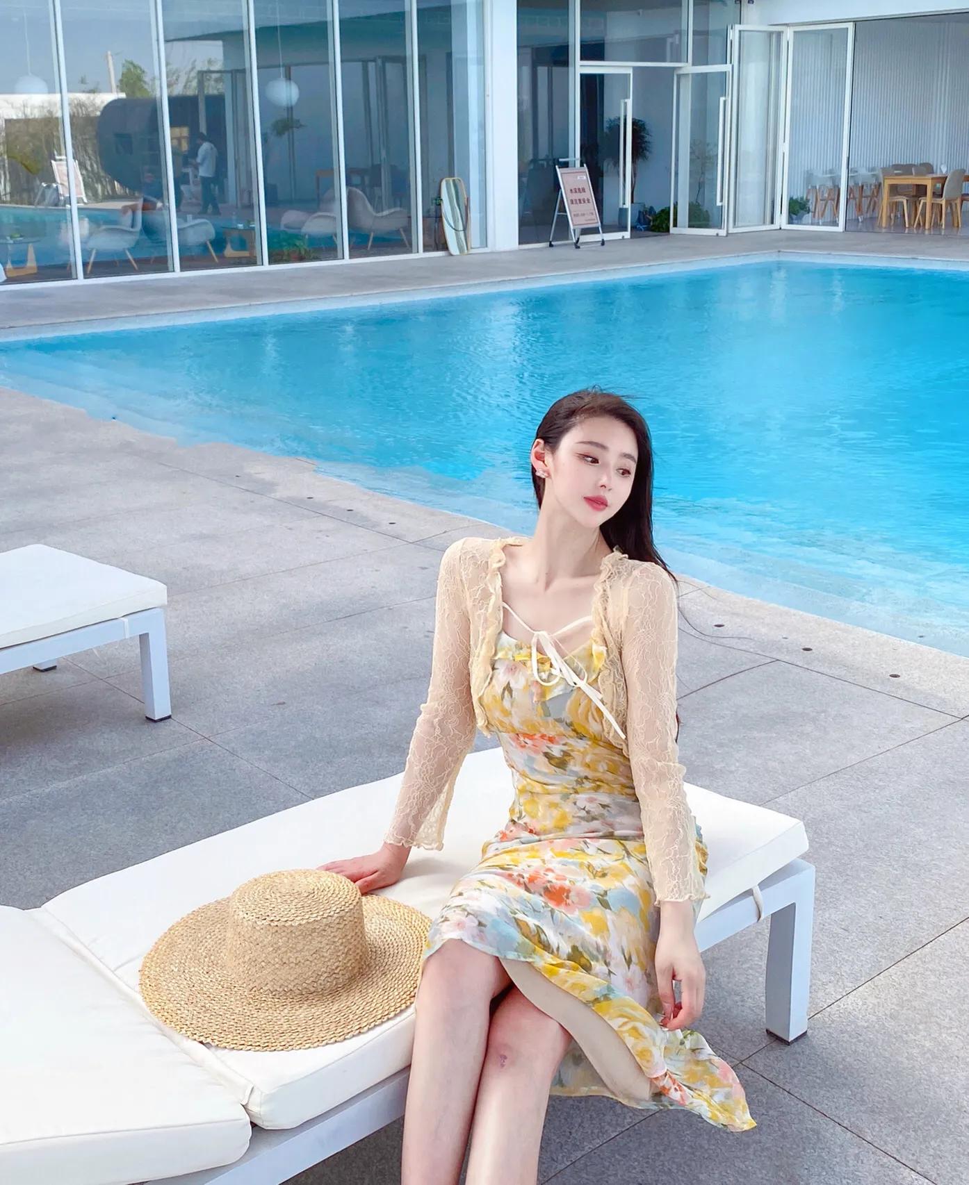 美女秘书，你是怎么看的?图片