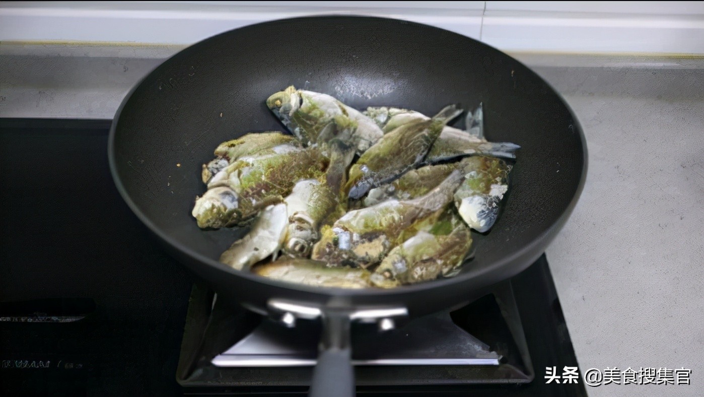 How to make crucian carp tofu soup delicious? iNEWS