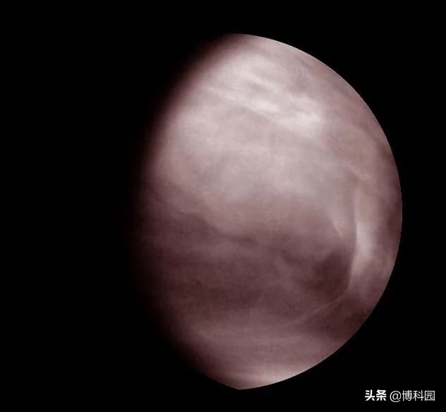 金星大气有何神秘之处？更深入地观察金星的云层！