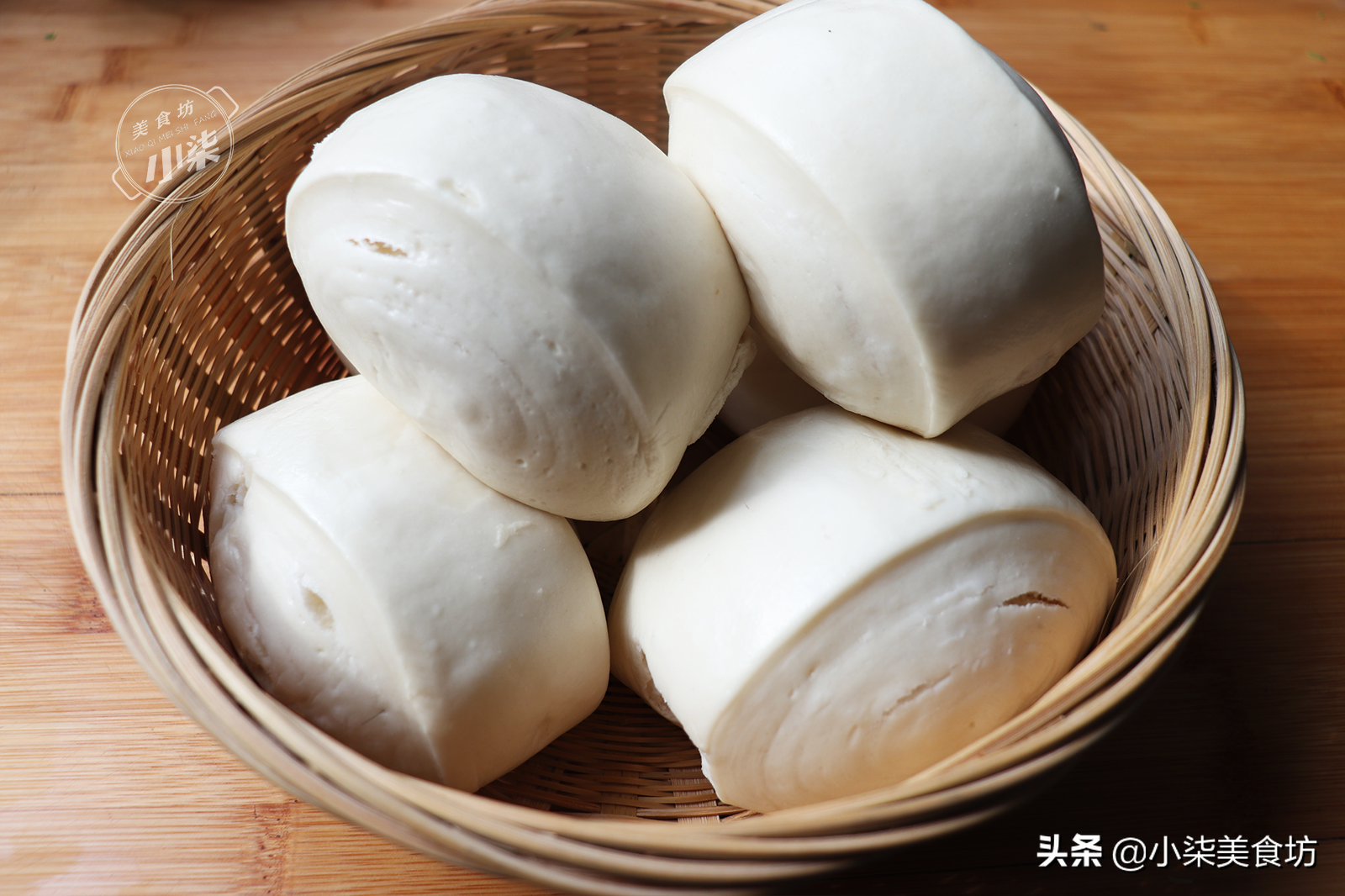 饅頭吃不完別直接放冰箱，教你2個訣竅，放一個月都新鮮不干硬