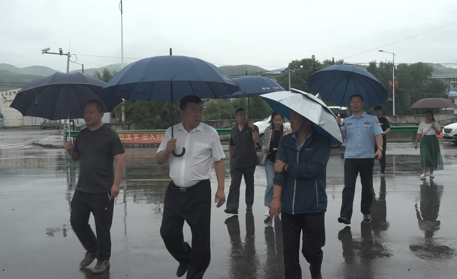 应对台风"美莎克" 长白县人民法院在行动
