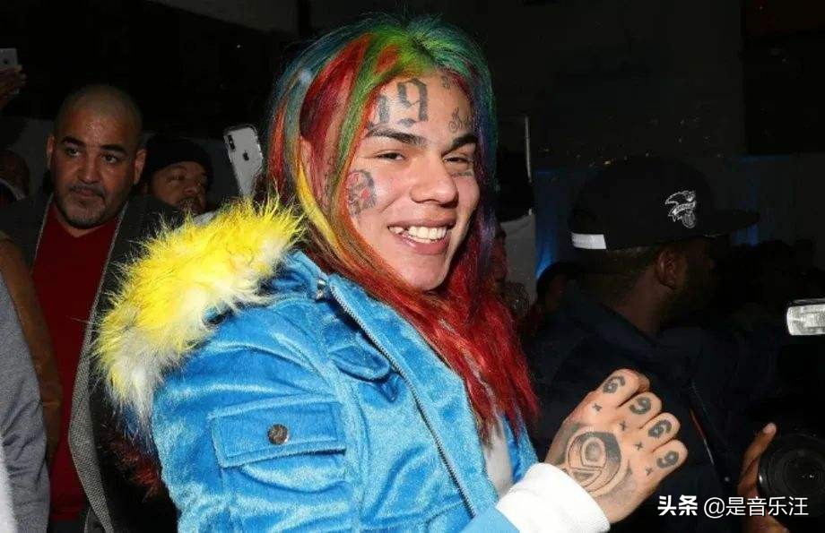 告密者6ix9ine出狱，发新歌还开直播，看这样子他还能活很久