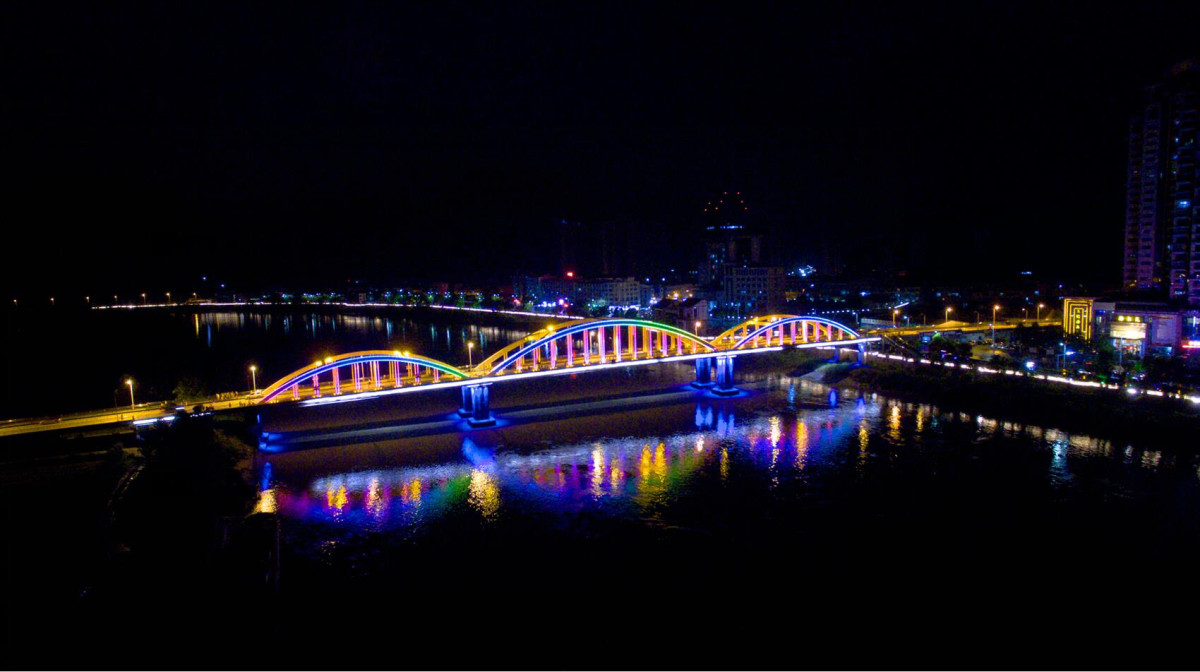 浙江永嘉知名富豪：打造中国最强皮鞋民营企业，身价96亿