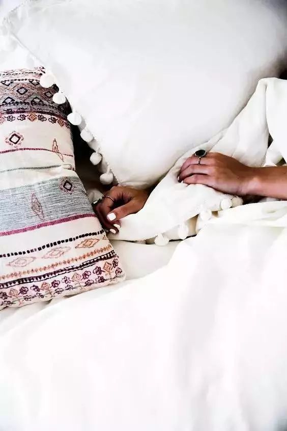 The quilt at home has a "peculiar smell" that is too unpleasant?Teach