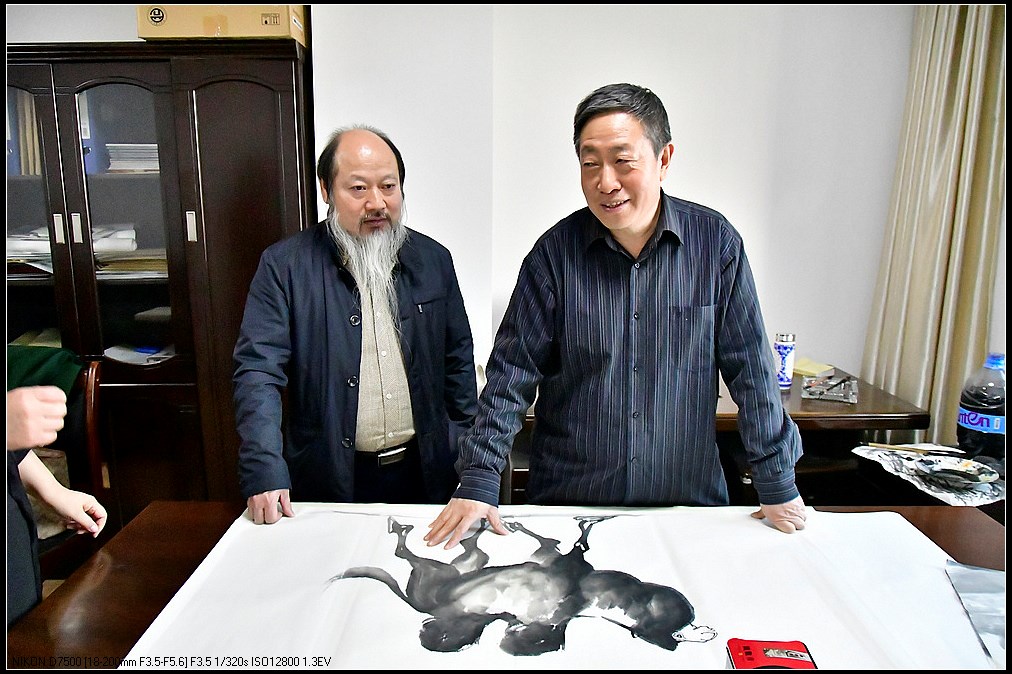 �������»Ӻ���ī������������ҽ�뵽����������