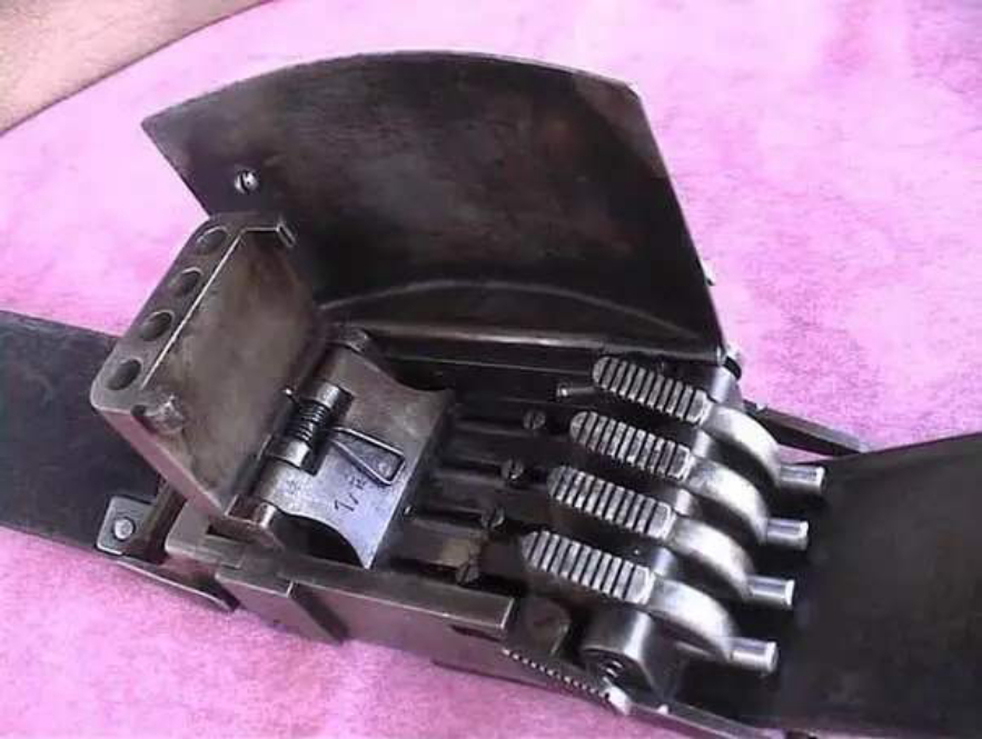 二战德国军工有多牛？“平平无奇”的皮带居然