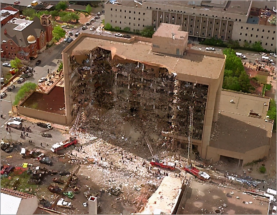 俄克拉荷马市大爆炸事件：退伍军人报复美国政府，炸死168人伤680人