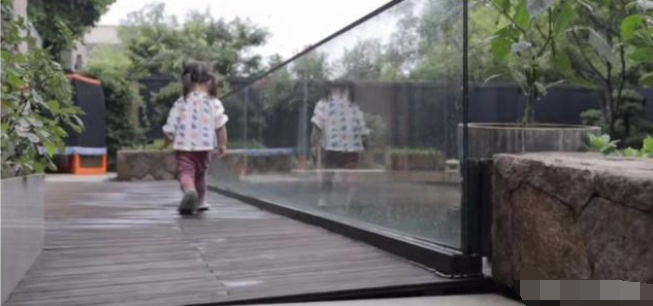 董花花发视频晒花，借花语暗示和蒋凡重归于好