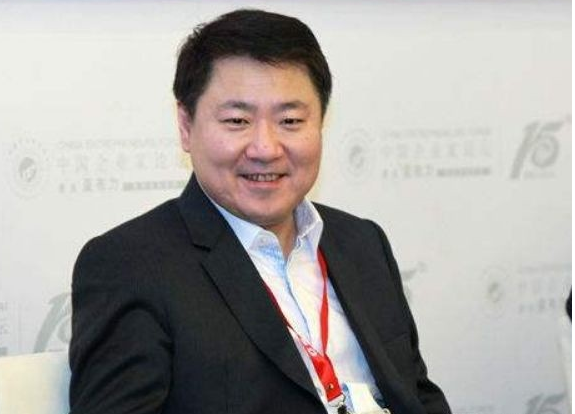 “孔雀公主”金巧巧，挤走范冰冰成博纳老板娘的上位史