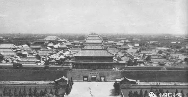 老照片：1954年北京老建筑，图8可惜了