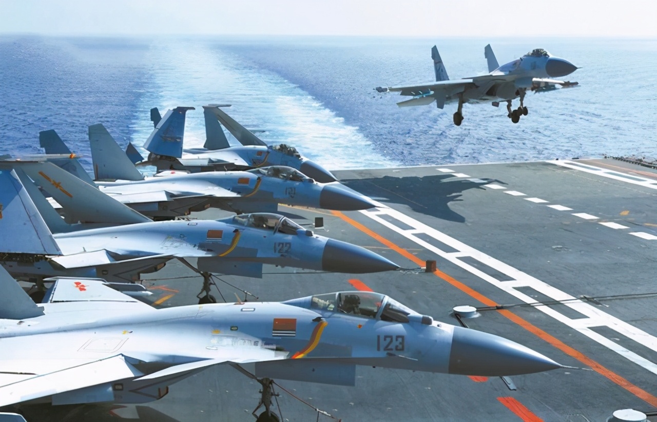 辽宁舰和美舰在南海碰面，如果航母战斗群再相遇，谁的胜算更大？