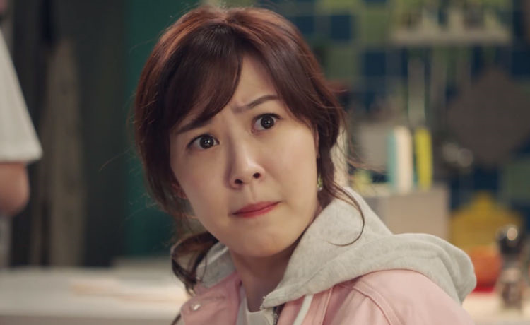 “美嘉”李金铭直播倒贴600多万？名牌包只卖399，被网友疑卖假货