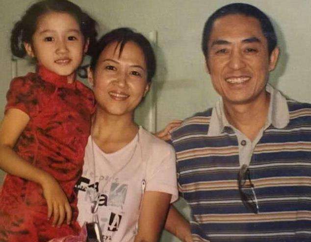 关晓彤郑爽杨幂，仨女星爸爸一个比一个厉害
