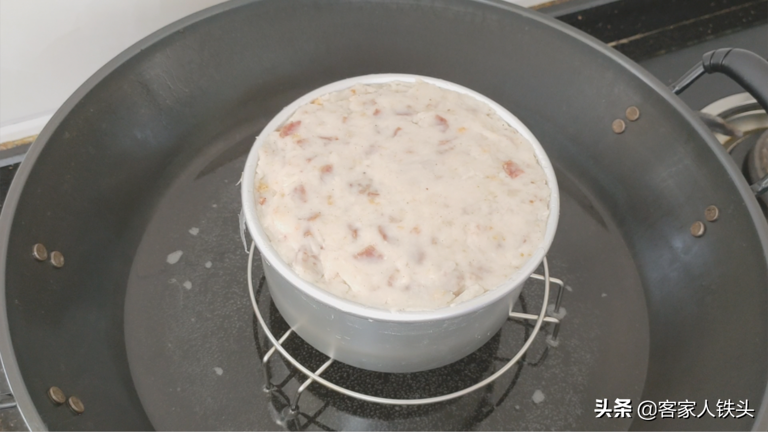 香芋这一个做法实在好吃，一次做一盘，外酥里嫩，连吃5块还想吃