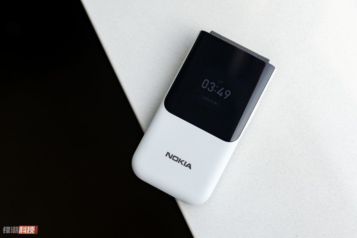 功能手机哪家好，谁都不服气就服Nokia！Nokia2720入门感受
