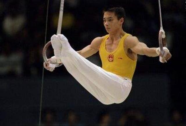 從“全能冠軍”到“億萬富商”，李小雙經歷了什麼？