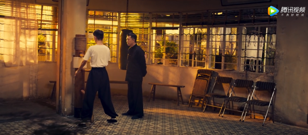 不是周冬雨需要金像奖，是金像奖需要周冬雨