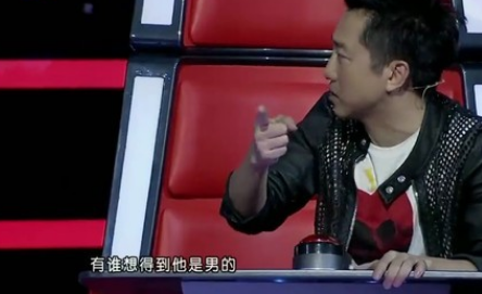 “音乐疯子”张玮：从high歌爆红到跑龙套，一手好牌怎么糊的？