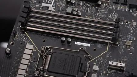 微星MEG Z490 GODLIKE主板评测：旗舰就该这样子