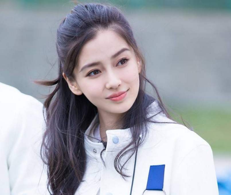 为何杨颖演技差却片约不断？张嘉译直接回答：