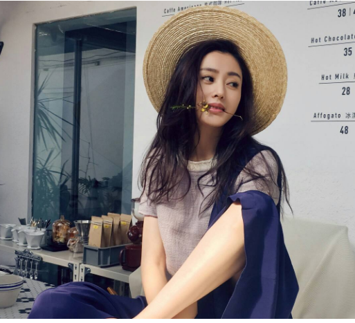 时尚，时尚，最时尚，张天爱微博传授东北军大