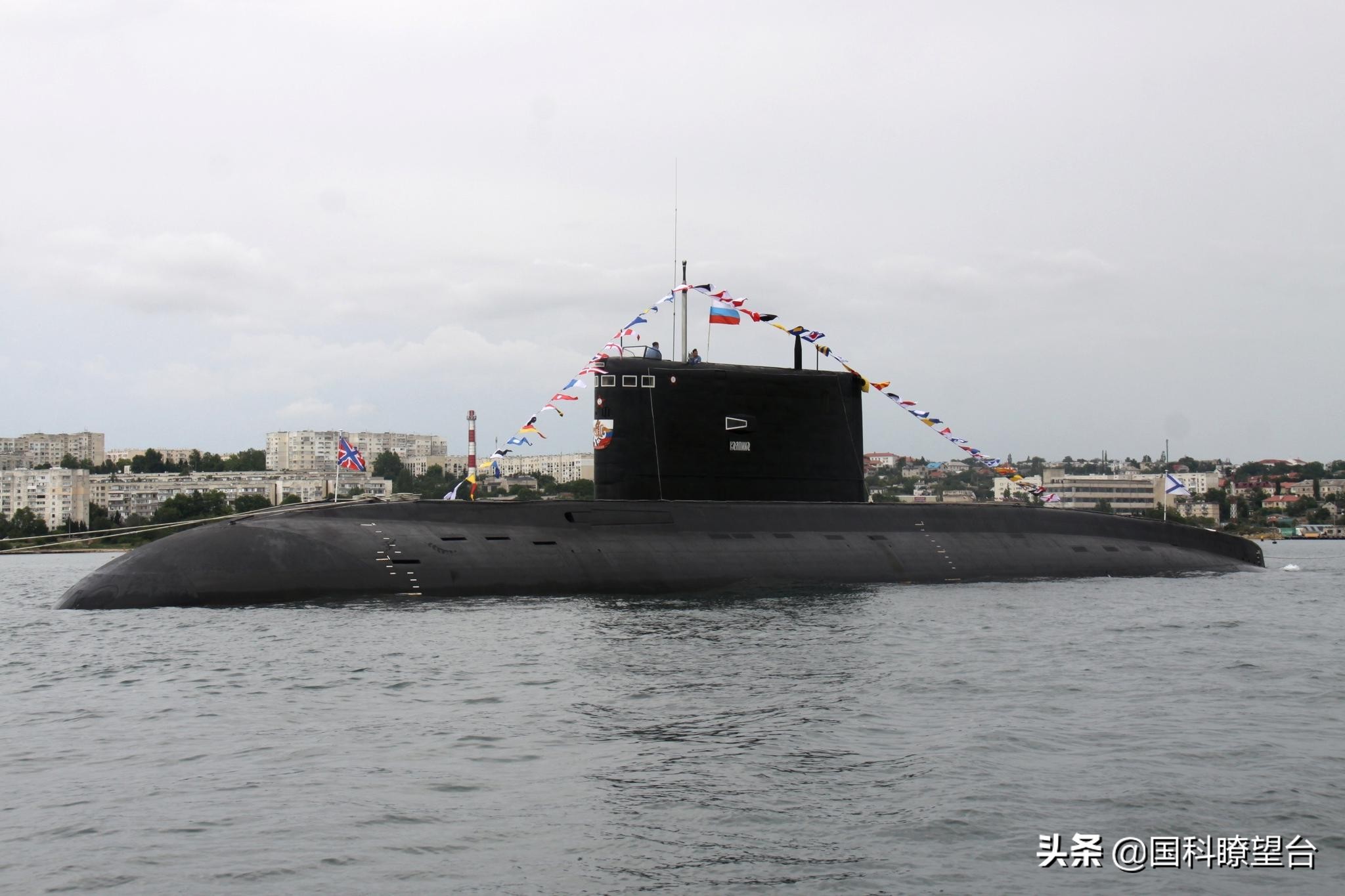 �����ĵ�Ӣ����ĸ���ͱ���ɢ���켣һ����̬���ں�������������