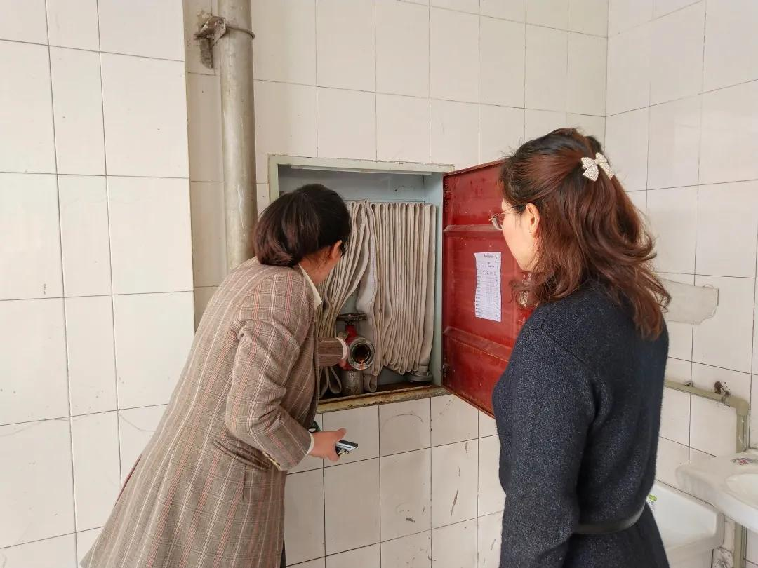 成都市双流区金桥小学丨奋进牛年 犇向未来