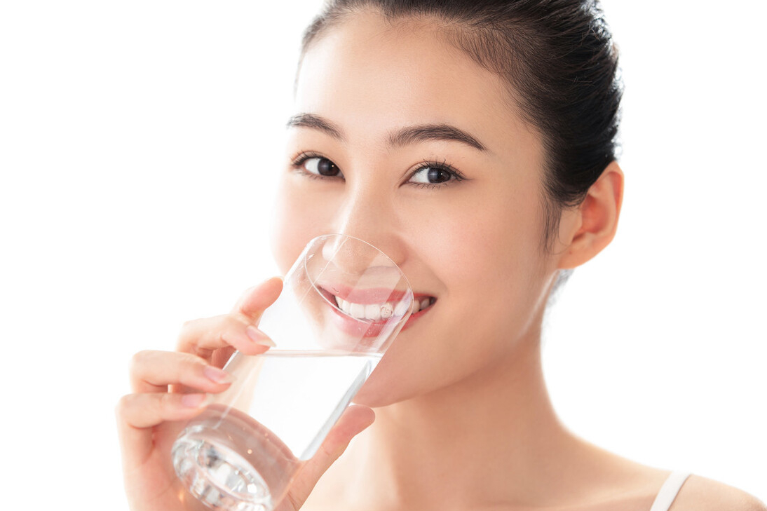 經常爛嘴角、疼痛難耐，或是4個原因，做到3點，保護嘴唇效果好