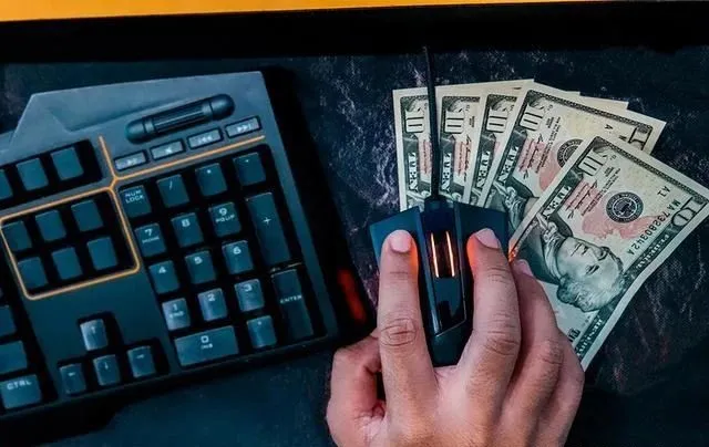 我们找“赌狗”聊电竞博彩：背后不止贪欲