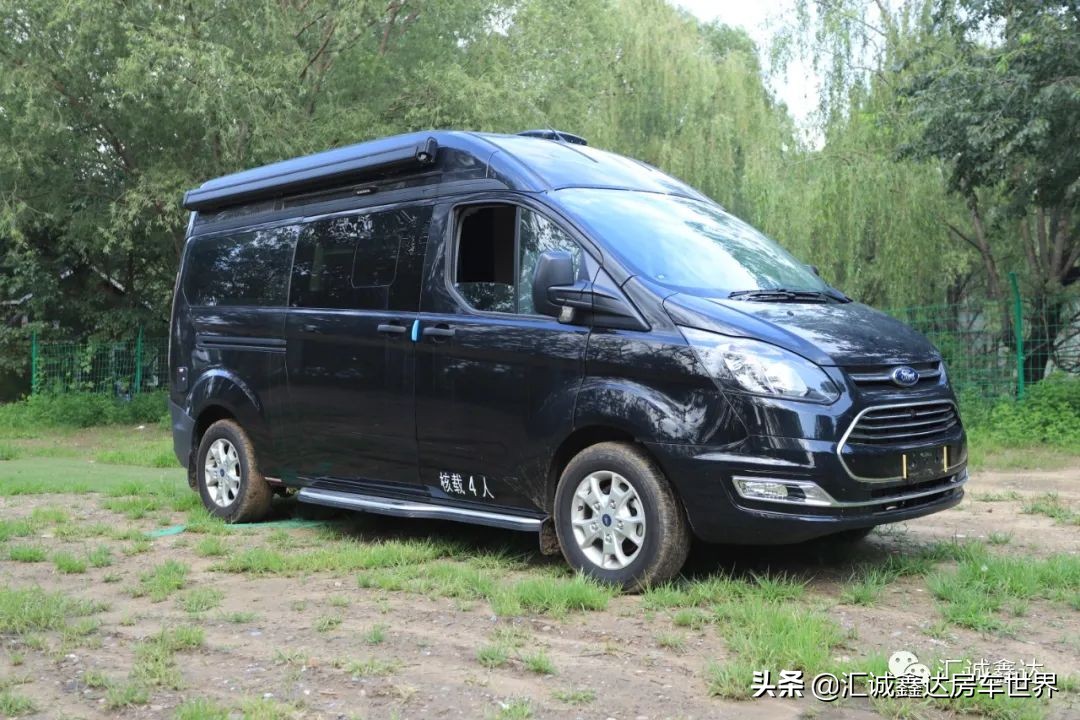 福特商務車合法改裝床車 2 0t動力 帶u型沙發和獨立廚衛 C本開 匯誠鑫達房車世界 Mdeditor