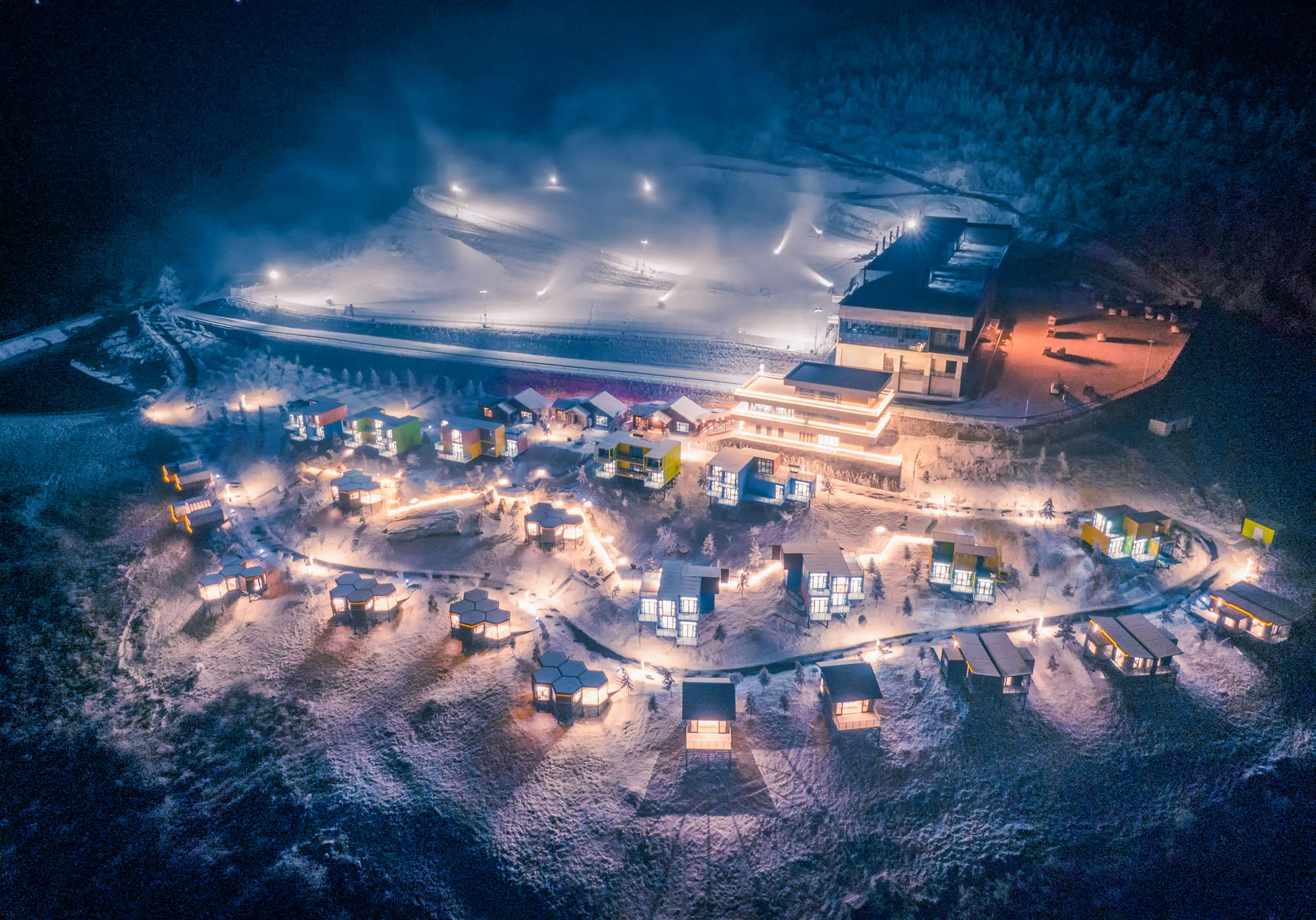 那么美,滑雪不必去东北,华中滑雪胜地,就在湖北_五峰国际滑雪场游记