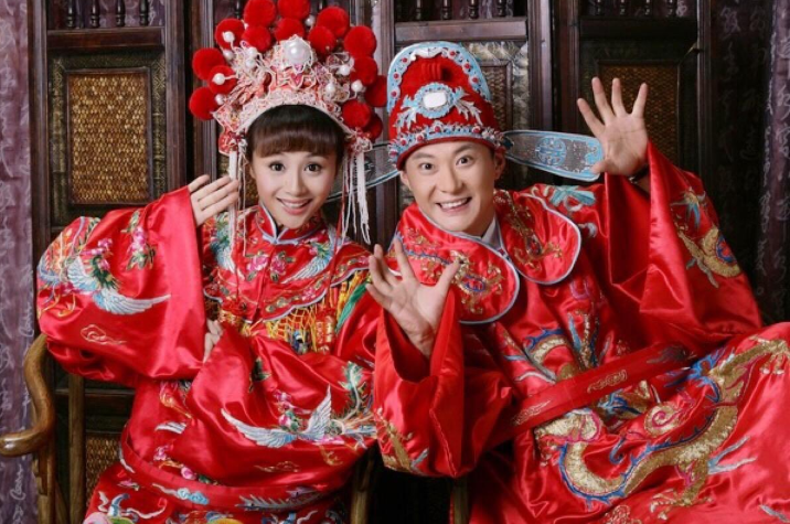前央视美女主持生活凄惨 直播带货却引发火灾？