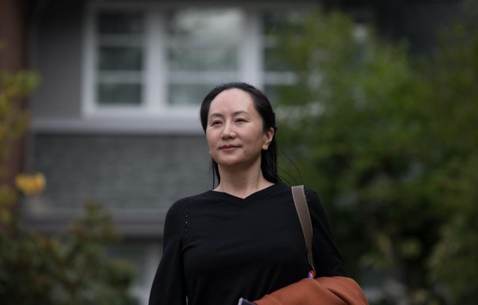 大汉奸余茂春：蓬佩奥之流，特朗普下台后，他是什么下场？