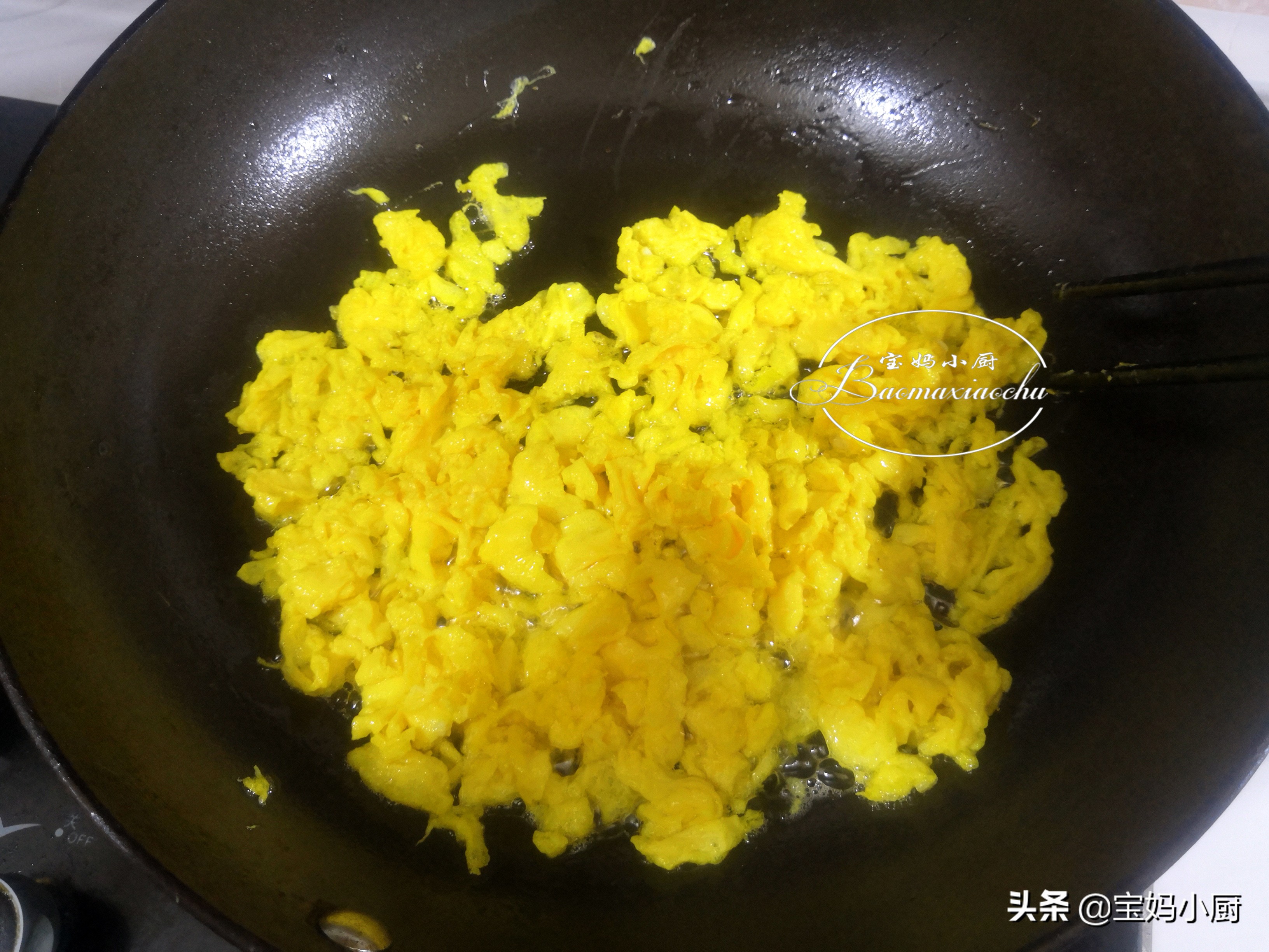 做菠蘿飯，最忌諱加這個料，此方法做，孩子最愛吃，營養多長個子