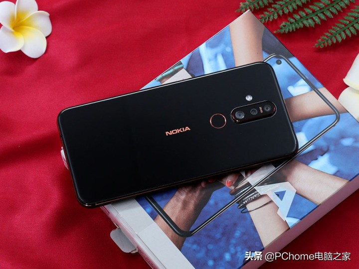 以体验论英雄匹配价格 Nokia X71评测