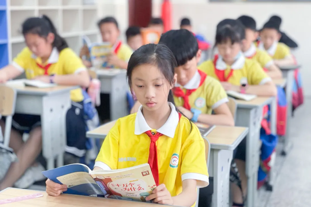 成都市双流区龙池小学「阅读课程」阅读，遇见更好的自己