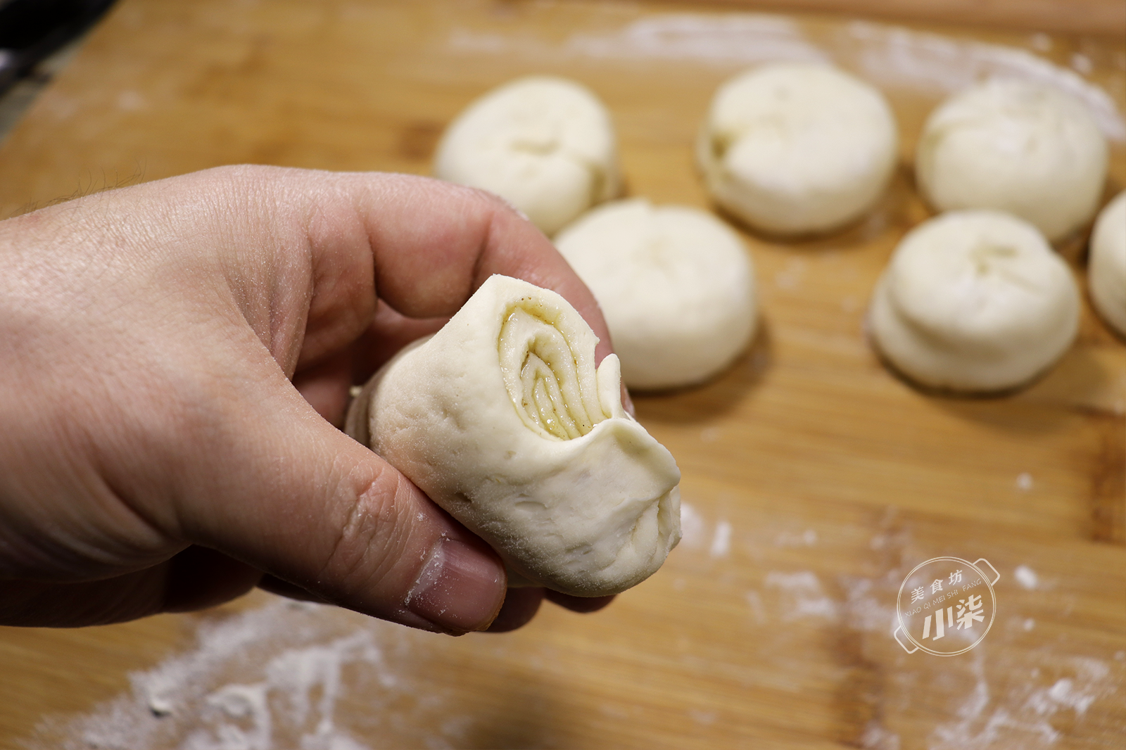 图片[12]-芝麻烧饼这样做吃着才过瘾 外皮酥软层次多 好吃不上火 太香了-起舞食谱网