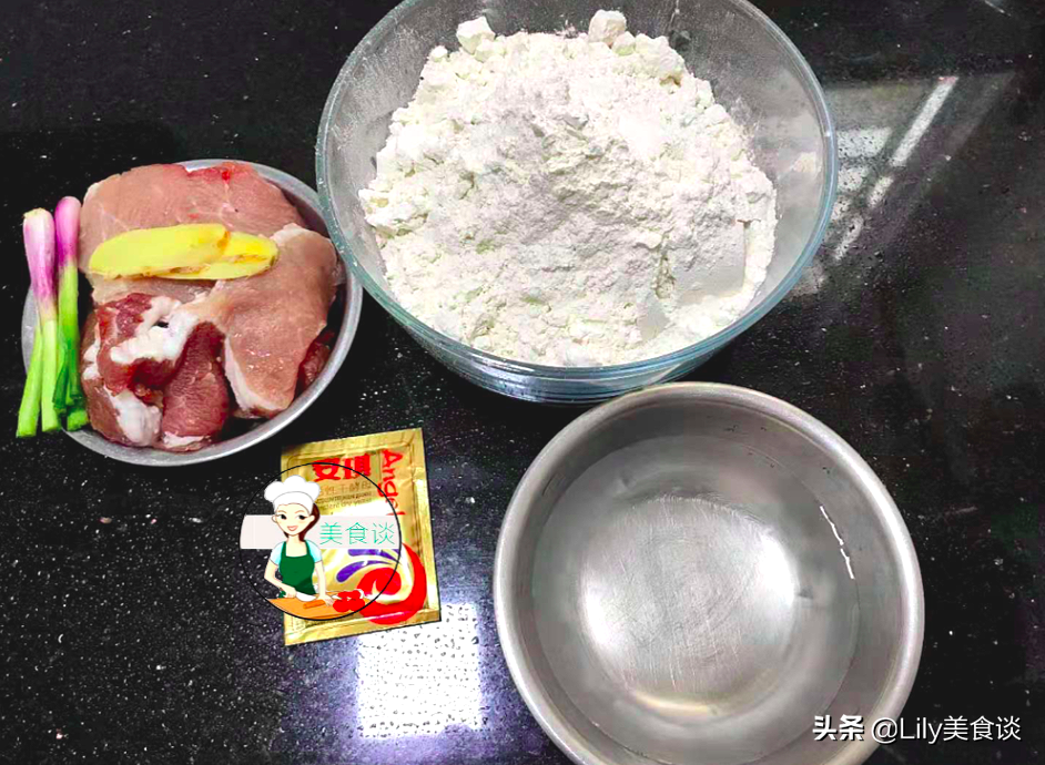 冬天蒸小籠包，掌握好這2點，個個皮軟餡香，蒸一鍋不夠吃，真香