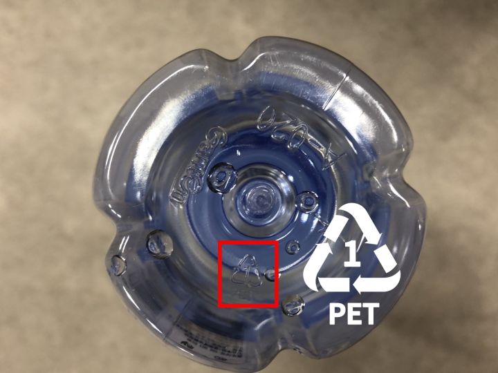 车子后备箱里没打开过的矿泉水，经过高温暴晒还能喝吗？