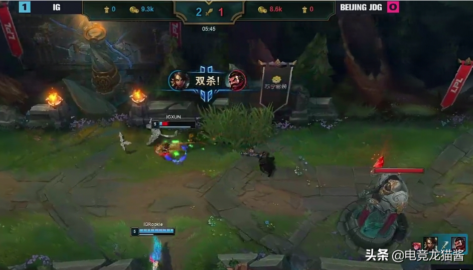 Spring contest: IG happy event carries make a good beginning, the two grams that choose dimension hold JDG in the palm tote male gun, does the meaning where? 