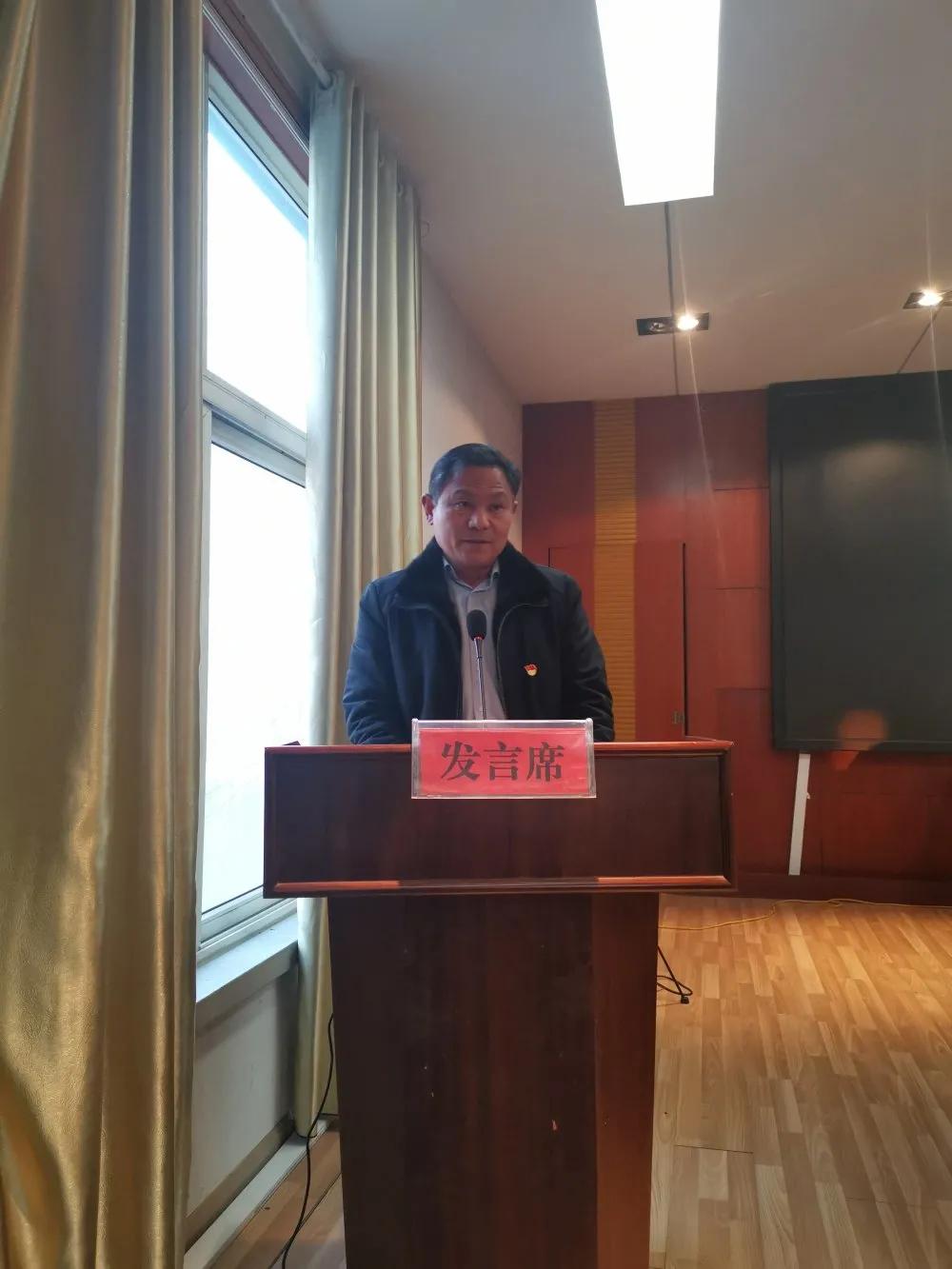 兰陵县新兴镇到兄弟乡镇考察学习