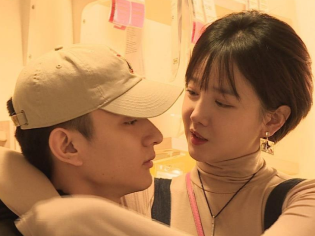 否认|于小彤发文否认新恋情 调侃跟拍的记者辛苦了