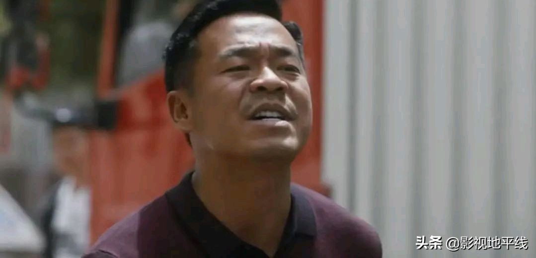 《扫黑风暴》里“不务正业”的两位配角，演技