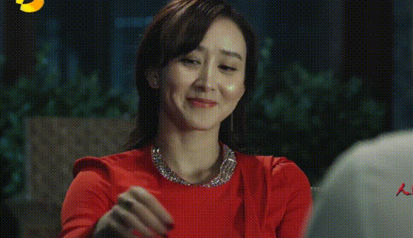 43岁胡静：身材和颜值如同少女，嫁入豪门，把老公熬成“爹”