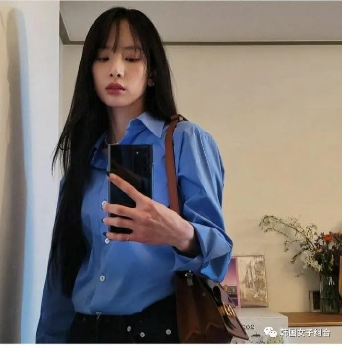 除了黑发之外,金发也非常美的这位女团爱豆