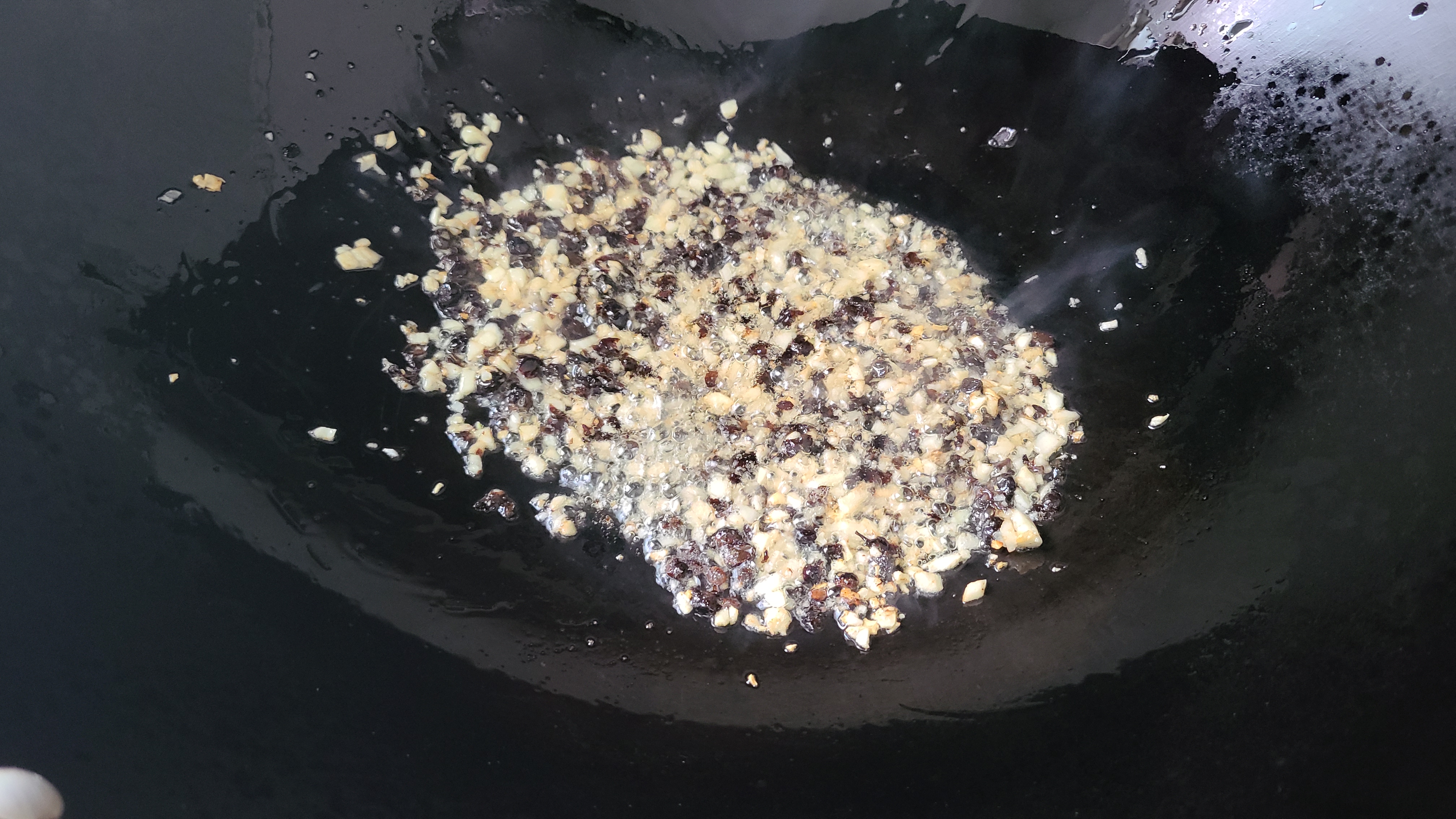 豆豉蒸魚，學會這一道廣東家常菜，我家一周吃幾次，太香了