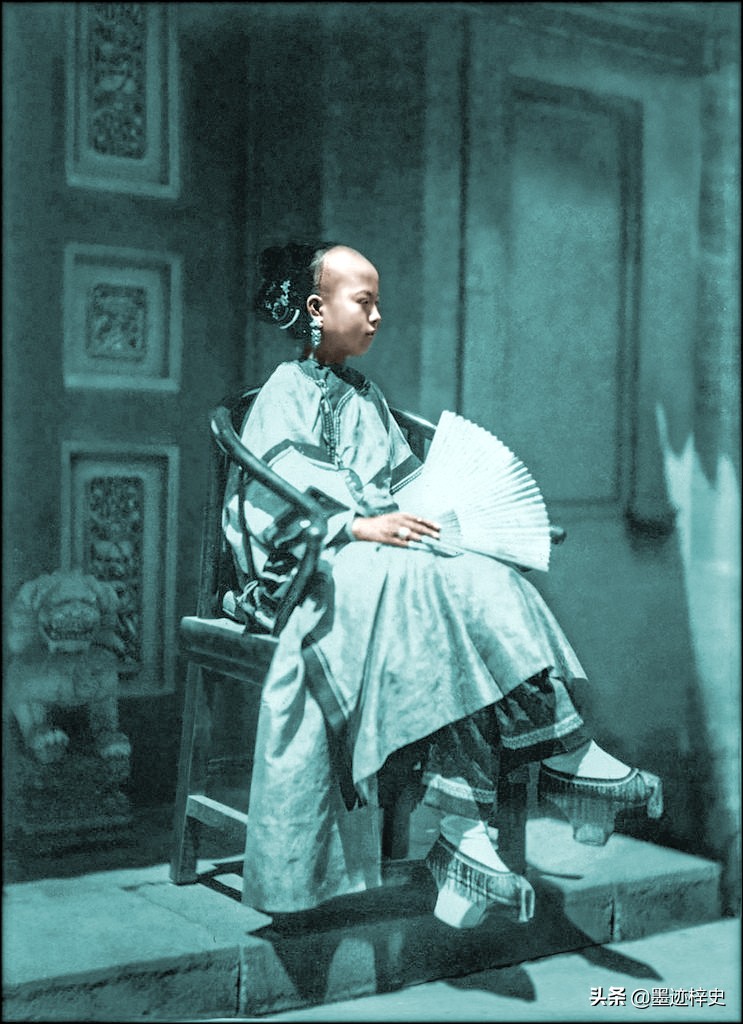 老照片晚清至民国女子的美丽与哀愁气质这块儿好像倒退了