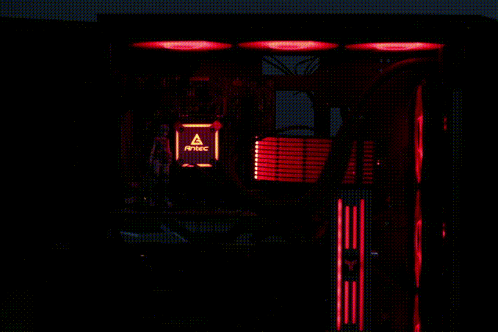 机箱通透，水冷好用，发光体聚集打造“光污染”