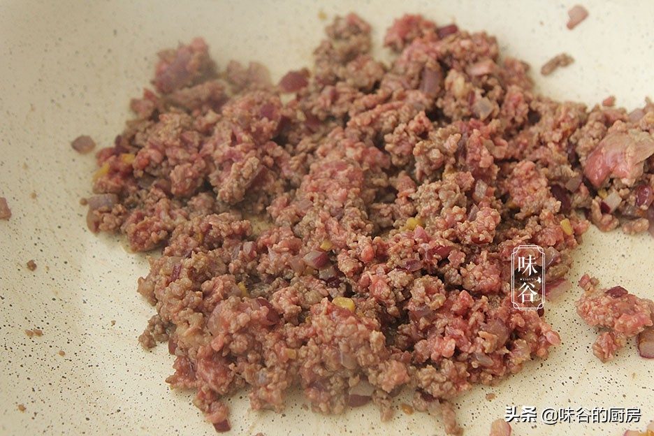 天冷了，我家就愛吃這飯，香氣撲鼻，美味營養高，上桌就光盤