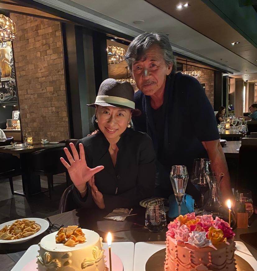 74-year-old Lin Zixiang returned to youth, Yi Jin Ye Xing met fans ...